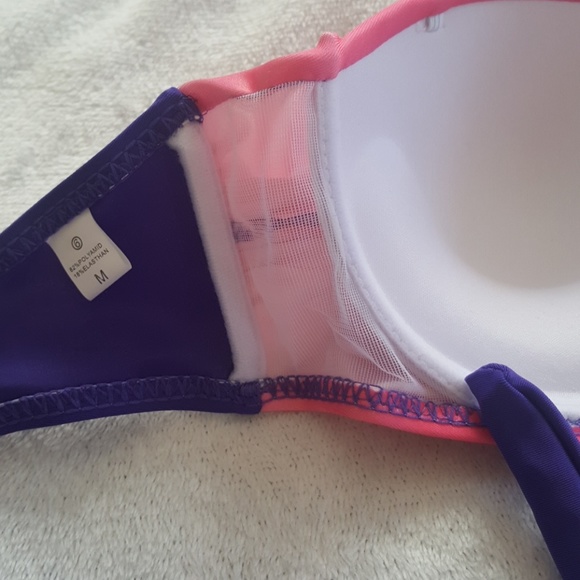 Purple and pink bikini - Picture 5 of 7